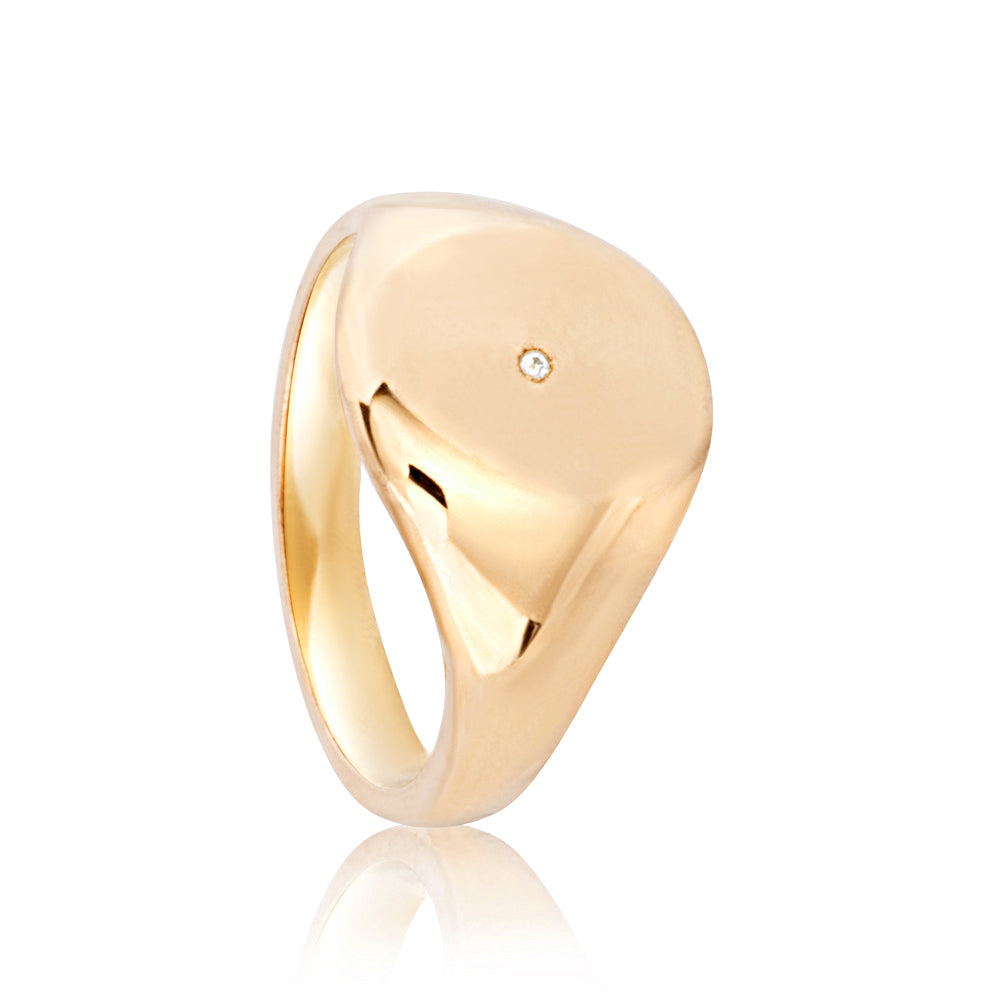 Chelsea Yellow Gold Signet Ring with Diamond
