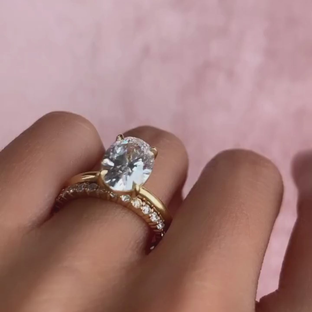 Ava Oval Diamond Engagement Ring - 2.00 carat Lab Grown Diamond