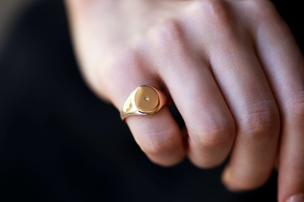 Chelsea Yellow Gold Signet Ring with Diamond